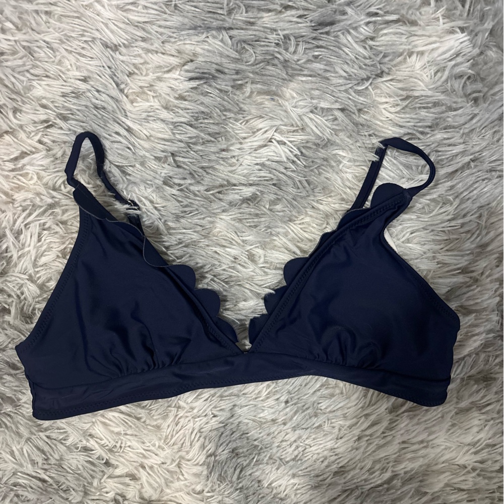 Navy Scallop Edge Bikini Top - Women Swim